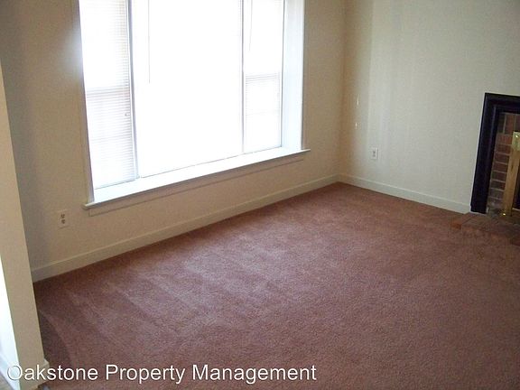 4th image of 2212 Kingsbrook Dr