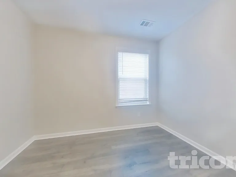 313 Knowles Pl — Photo 13