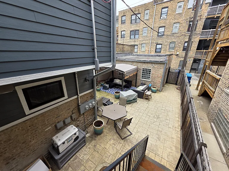 5252 N Damen Ave #2 — Photo 28