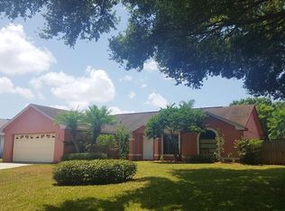 207 Valentino Ct, Davenport, FL 33837