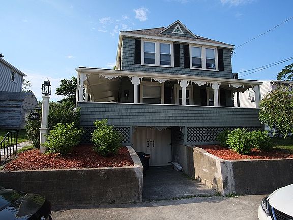 Entrance to basement-shared