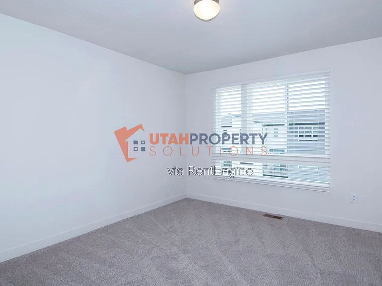 1008 W 430 S — Photo 13