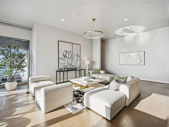 4th image of 1711 Allen Pkwy #3204