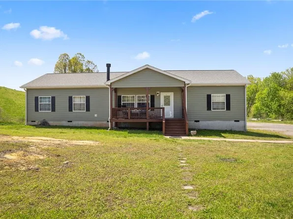 1641 Garland Mountain Trl, Waleska, GA 30183