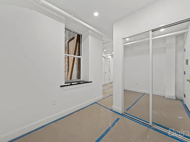 42 Bank St #11 — Photo 8