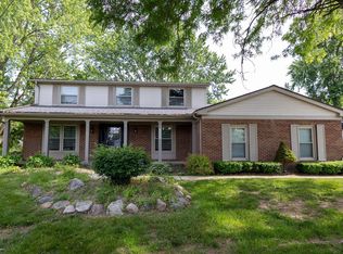 22410 Eaton Ct, Novi, MI 48375