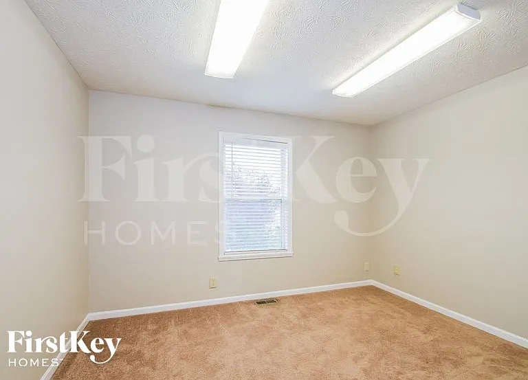 13065 Sweet Briar Pkwy — Photo 12