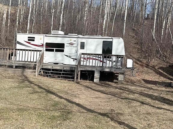 2nd image of Township 521 Rural Parkland #9