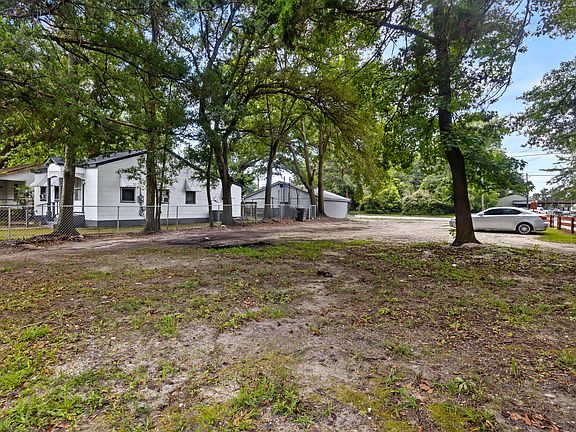 3rd image of 2911 Alabama Dr