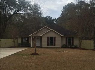 27326 Freda St, Lacombe, LA 70445