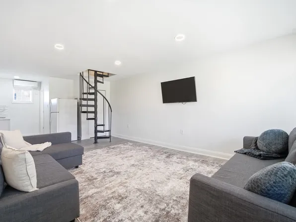 526 W Baker Ave #B, Wildwood, NJ 08260