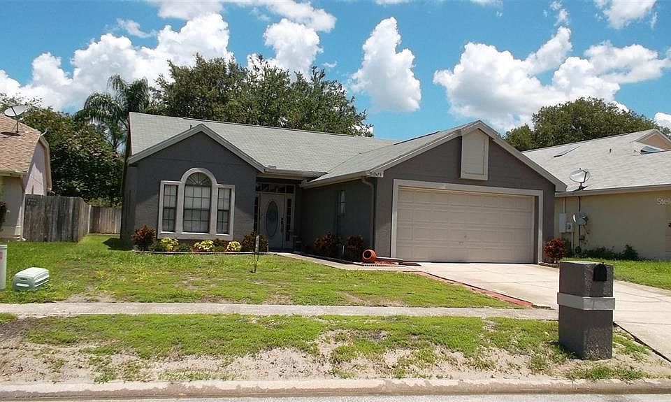 1st image of 1525 Crawford Dr