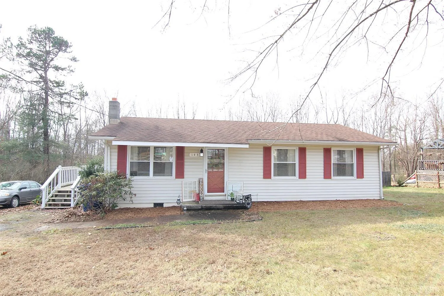 143 Knoll Woods Dr photo 1