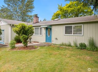 2018 S 253rd St, Des Moines, WA 98198