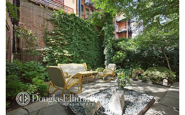 Rented by Douglas Elliman | media 21