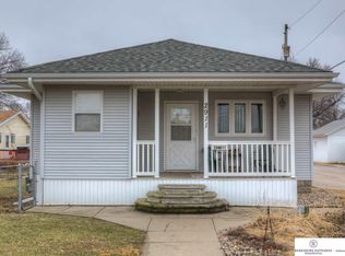 2911 Mormon St, Omaha, NE 68112