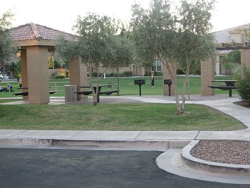 Common area park w Bbq