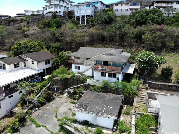 1540 Onipaa St, Honolulu, HI 96819