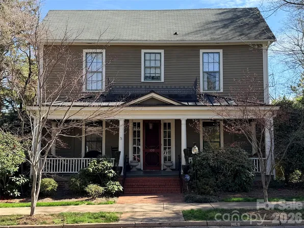 130 N Mulberry St, Statesville, NC 28677