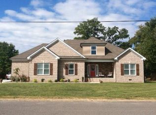 2615 Battleground Dr, Murfreesboro, TN 37129