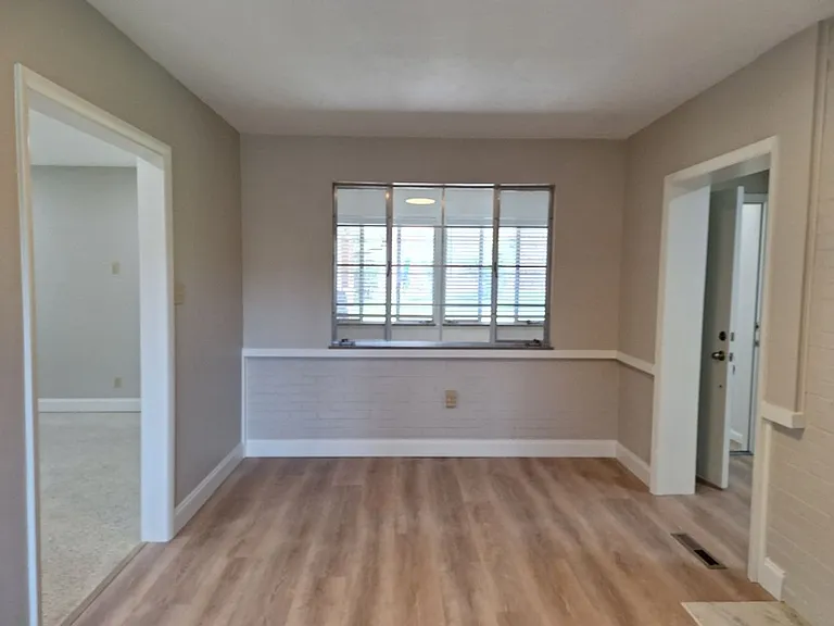 6826 Dorchester Dr — Photo 39