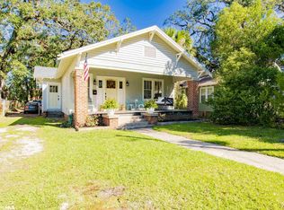 1154 Old Shell Rd, Mobile, AL 36604