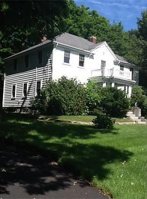 2nd image of 808 Washington St