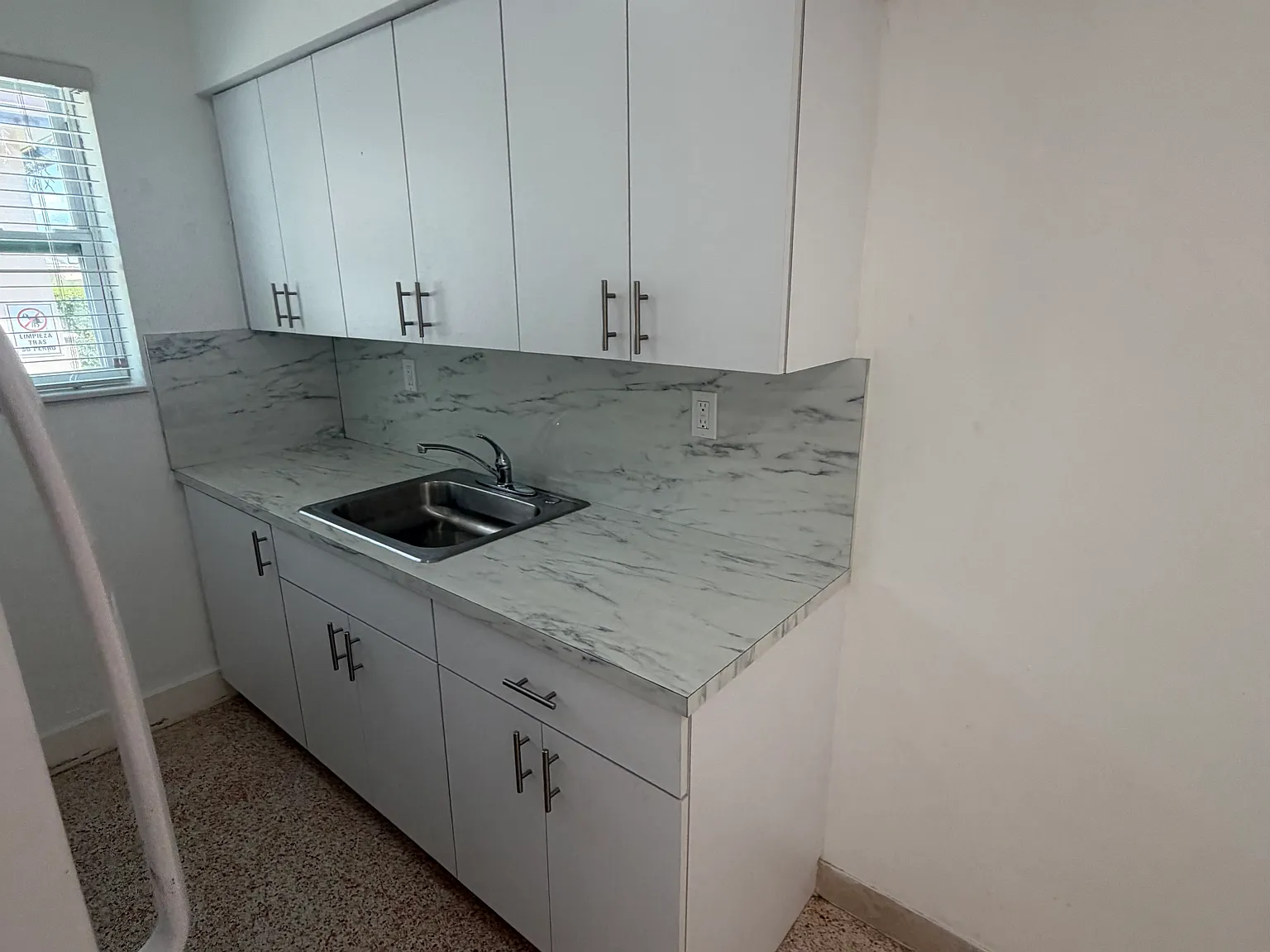 1 bed, 700 sqft, $1,650 — Photo 4