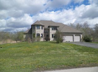 20 Lexington Cir, Yorkville, IL 60560
