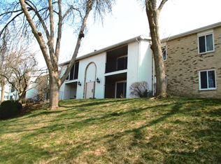 65 Golf Course Rd UNIT F, Madison, WI 53704