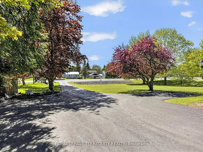 12 Concession St #A — Photo 11