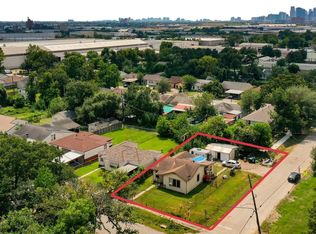 1102 Gazin St, Houston, TX 77020