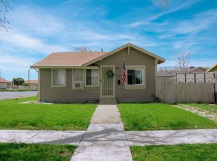 597 6th St, Gustine, CA 95322