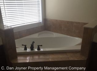 208 Morning Tide Dr, Simpsonville, SC 29681