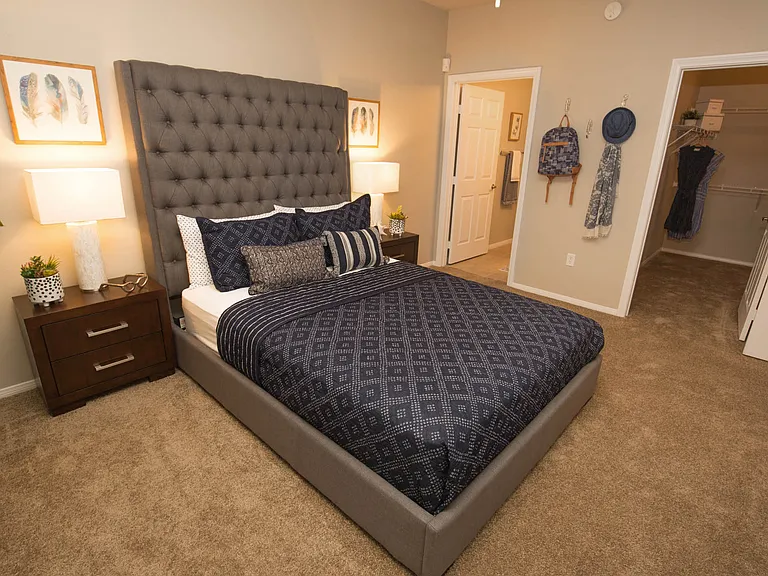 2a2 1140 SQFT 2 Bed 2 Bath