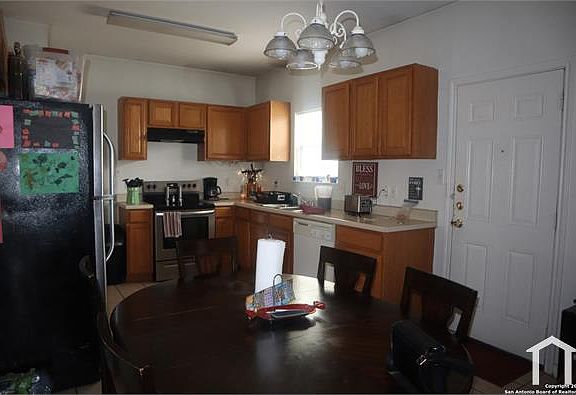 3rd image of 1431 Kayton Ave
