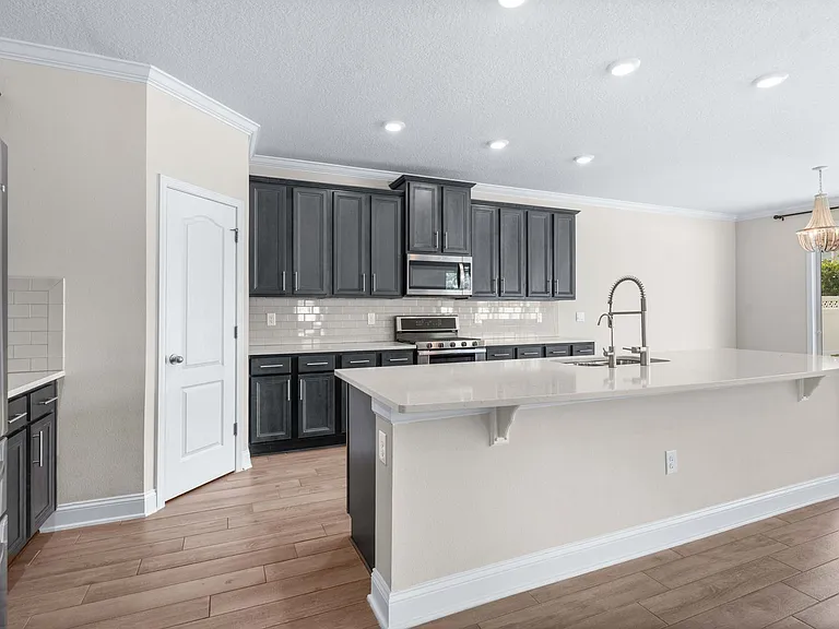 235 Silverleaf Village Dr — Photo 9