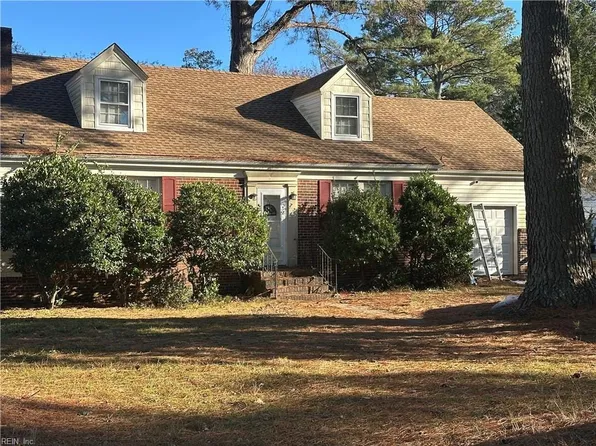3121 Rolen Dr, Portsmouth, VA 23703