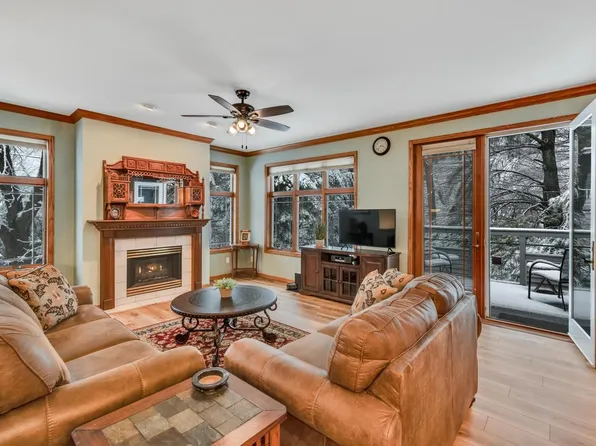 35 Deer Point Trail, Madison, WI 53719