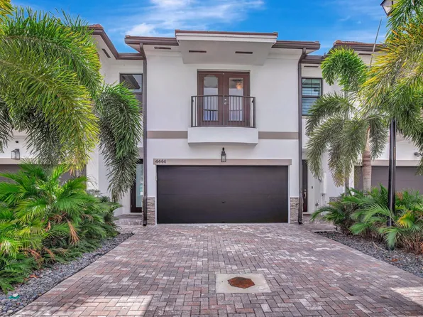 4444 E Aqua Bella Lane, Dania Beach, FL 33312