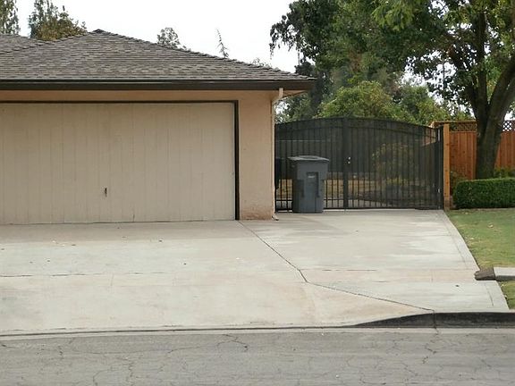 4th image of 210 N Shirley Ave