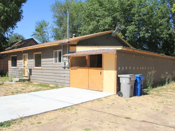 2224 2nd St S, Nampa, ID 83651