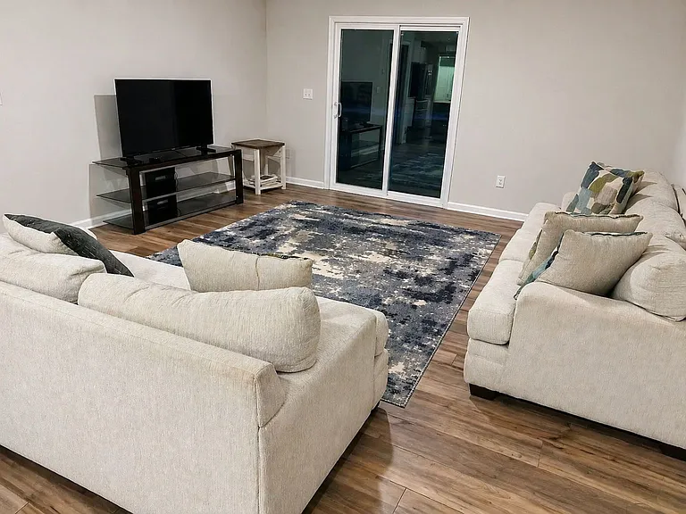 10227 Chatham Run Ln — Photo 6