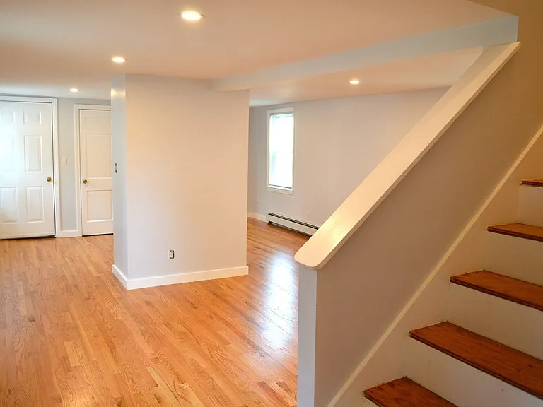 25 McBride St #3 — Photo 4