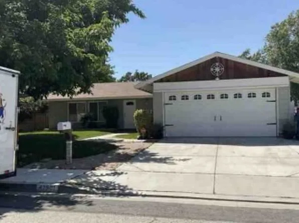 42901 Willow West Ct, Lancaster, CA 93536