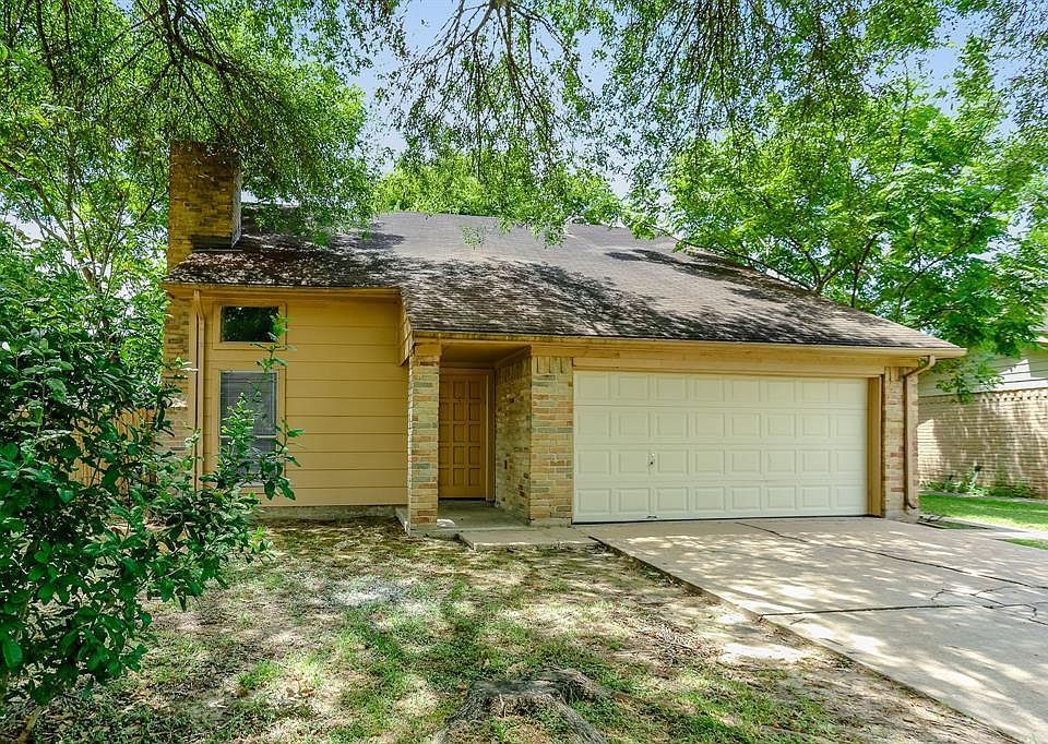 1st image of 1227 Whispering Pine Dr