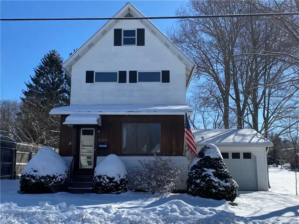 24 N Elk Ave, Kane, PA 16735