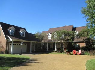 112 Red Oak Trl, Brandon, MS 39047
