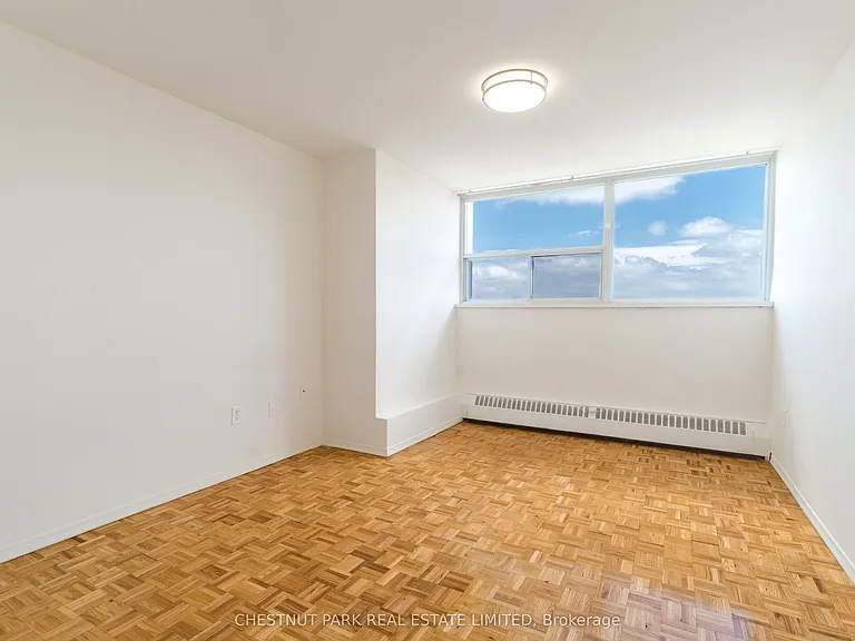 40 Godstone Rd #1507 — Photo 21