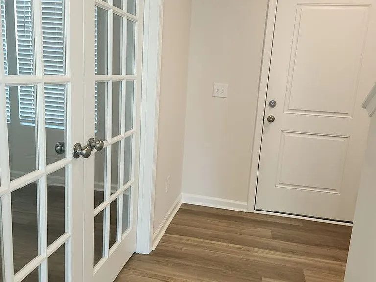 304 Paratrooper Ln — Photo 5